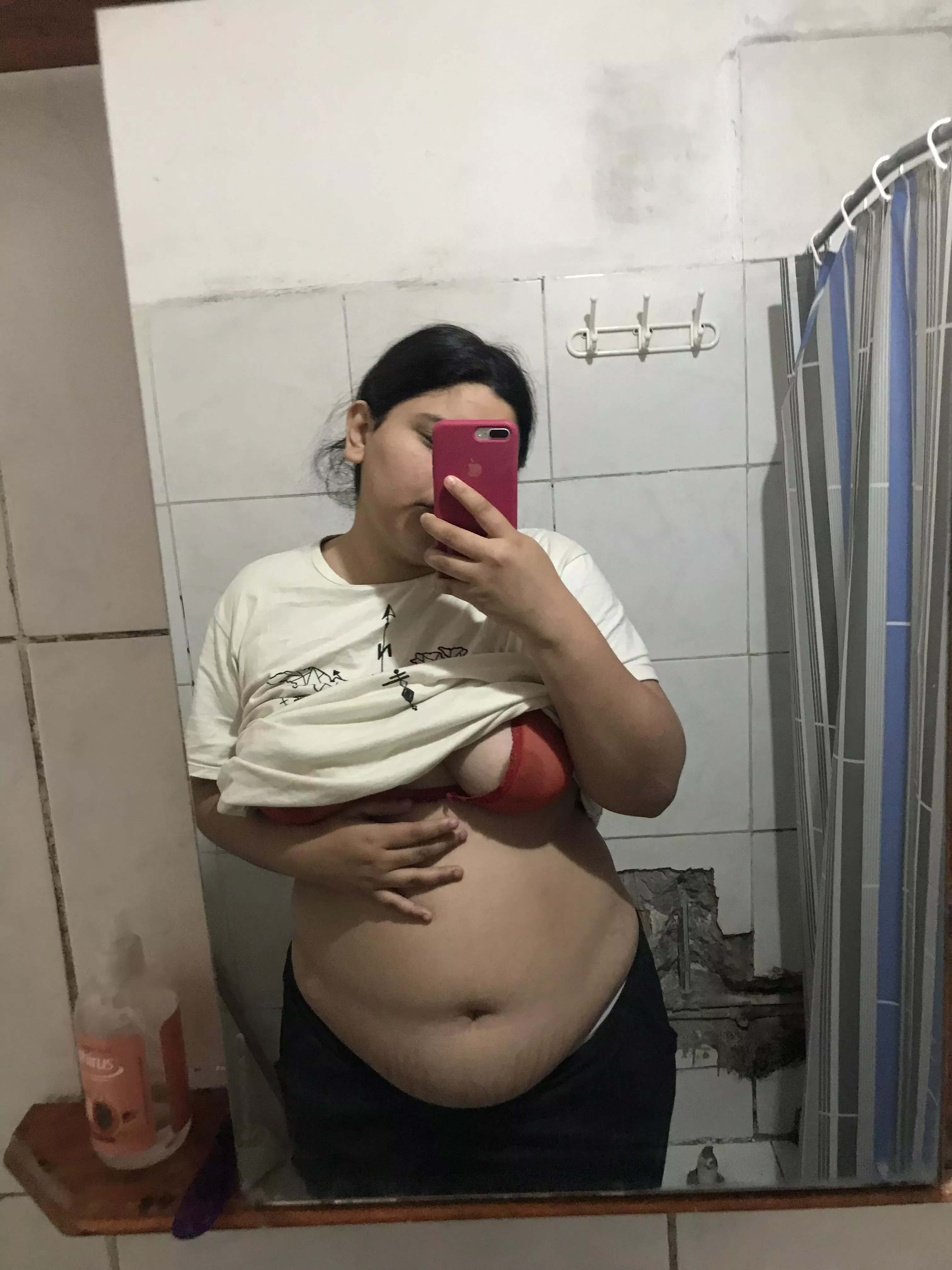 My belly is made up only of hamburgers! It's too inflated