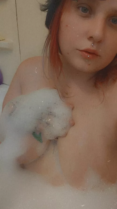 Play with me or play with the bubbles