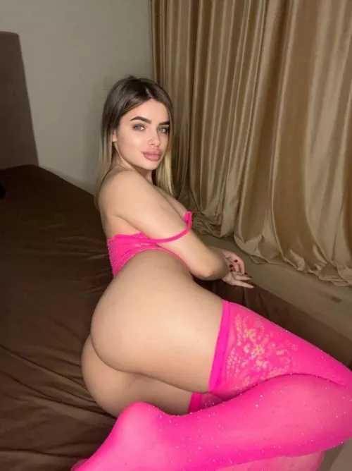 Seeking someone to explore new horizons? Let's connect.