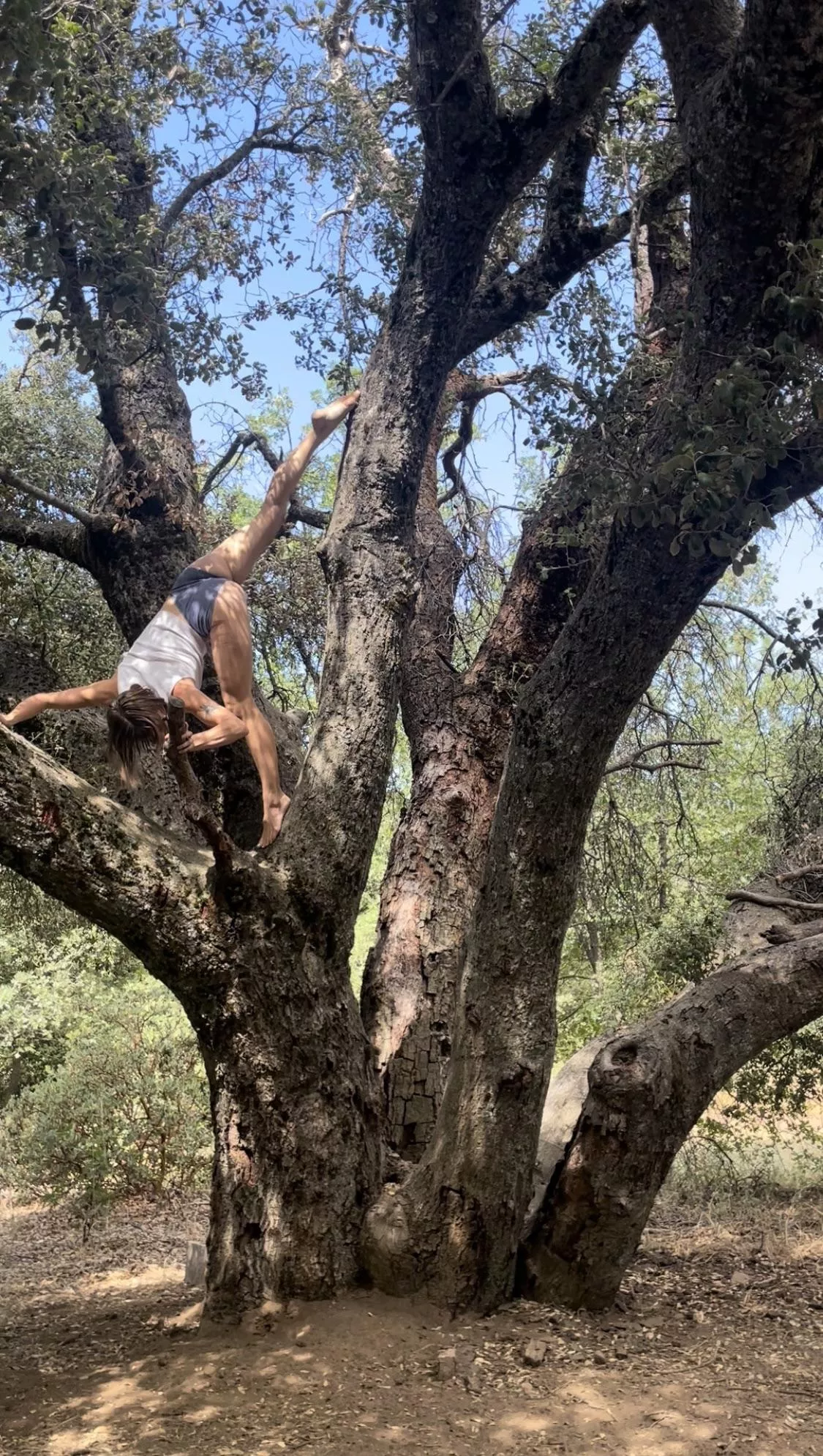 This was a fun challenge. Hope the your week starts with a good stretch 🫶