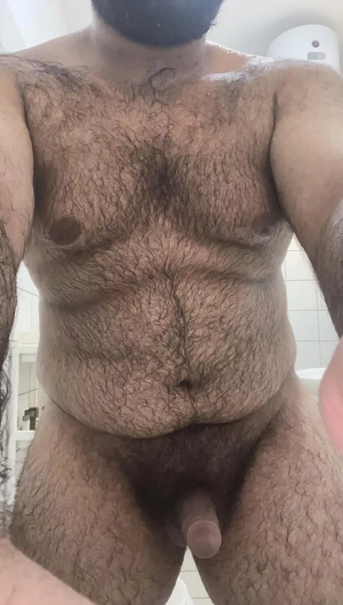 Thoughts on a hairy 20 years old bottom?
