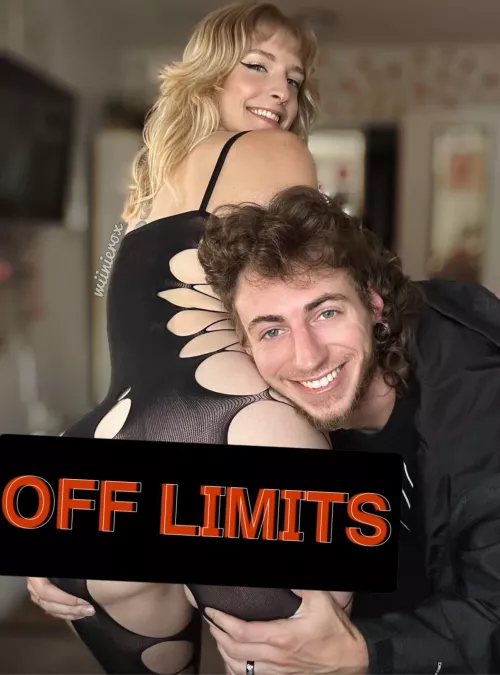 uncensored ass is for Alphas only… sorry simp.