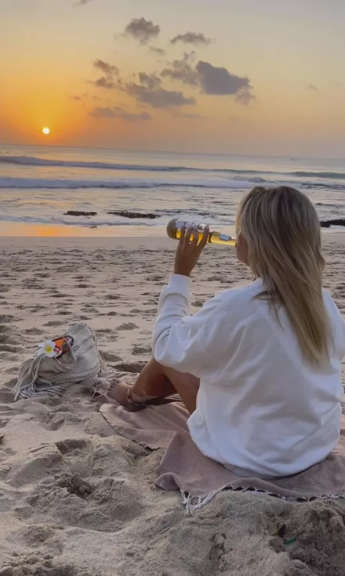 Where are the Refugee ships? 🙋🏼‍♀️