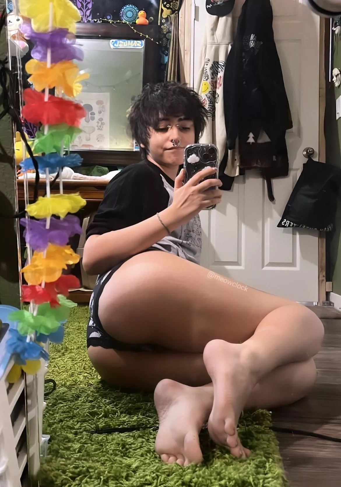 would it be ok if i sent you photos like these, bro?