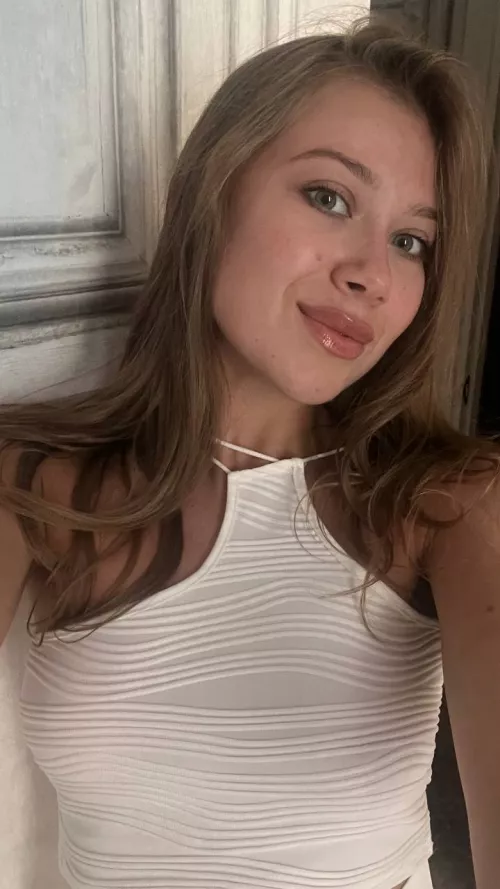 Your favorite girl is back again, hi my lovely community