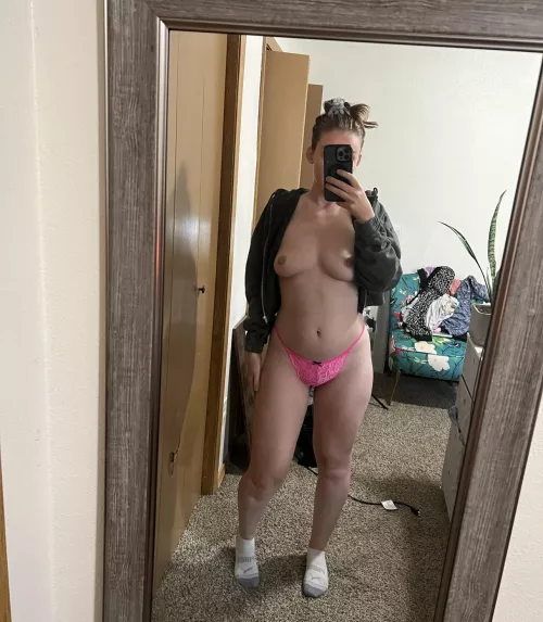 Do you like hot pink thongs ?