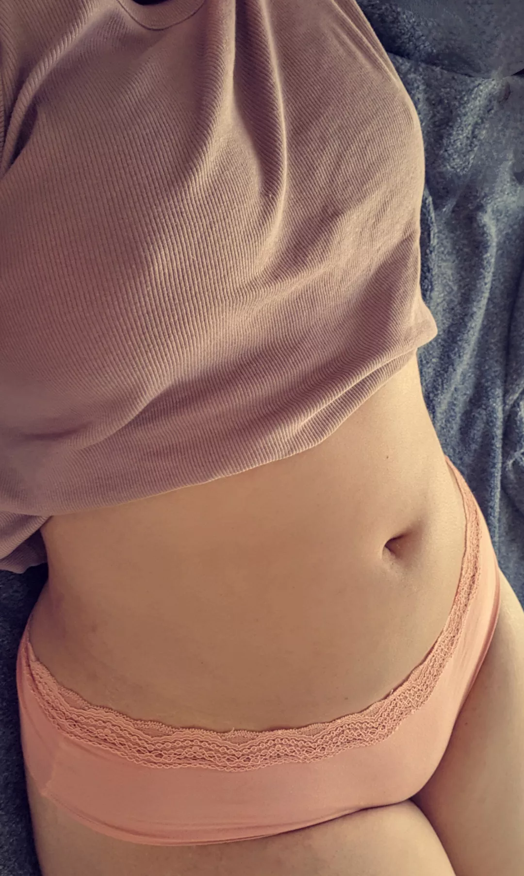 [f]irst post here 🌺