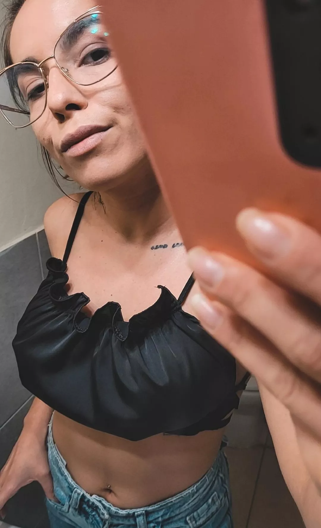 How happy would it make you to receive naked pictures of me every day?