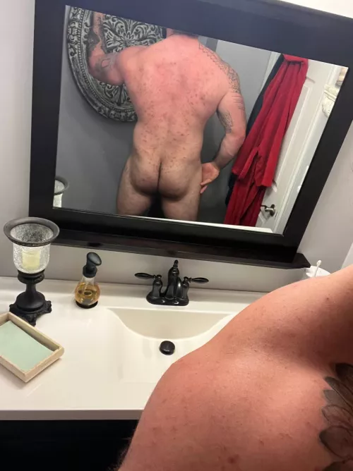 How’s this view babe?