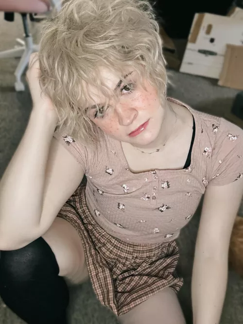 i hope everyone’s having a good day :)