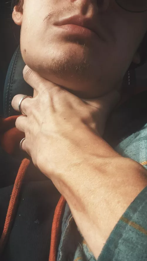 I Wonder what your neck feels like