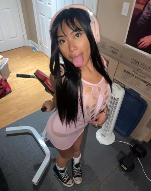 im so fucking small, how tall am i ?