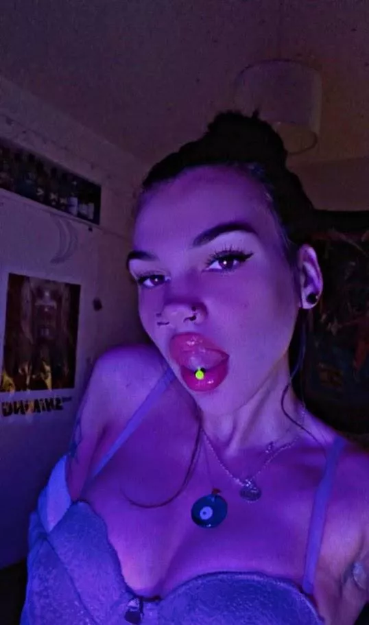 just in case you're into angelic girls