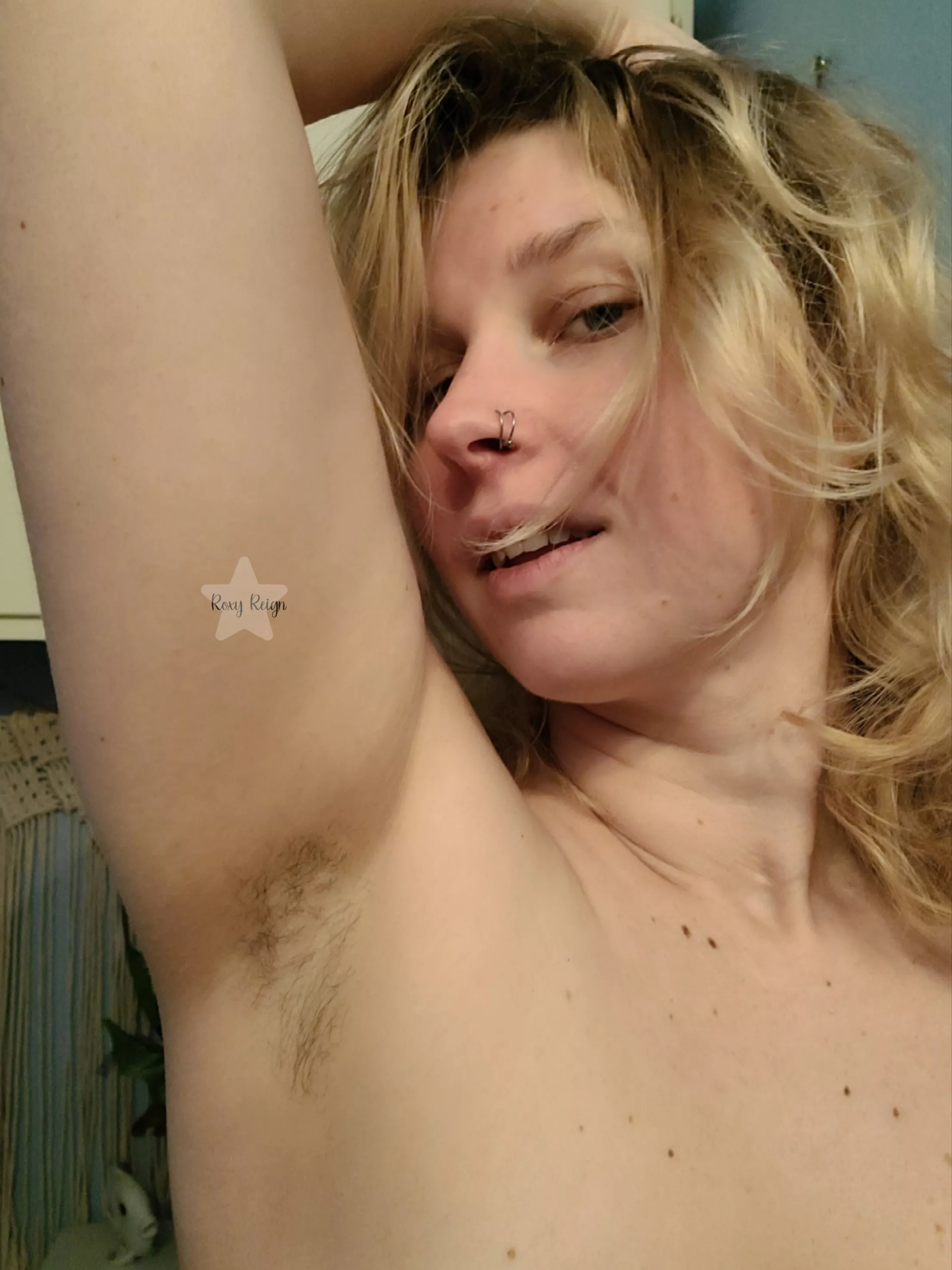 Just worked out. Gonna hit the shower. Wanna breathe me in first?