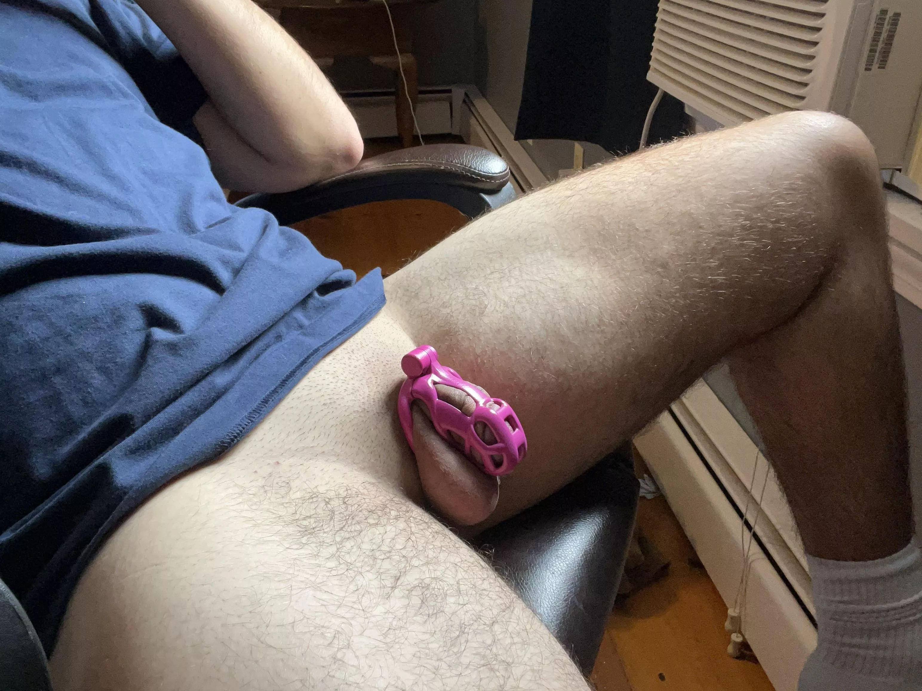 Literally in LOVE with my new cage, does it look good on me? 🥺