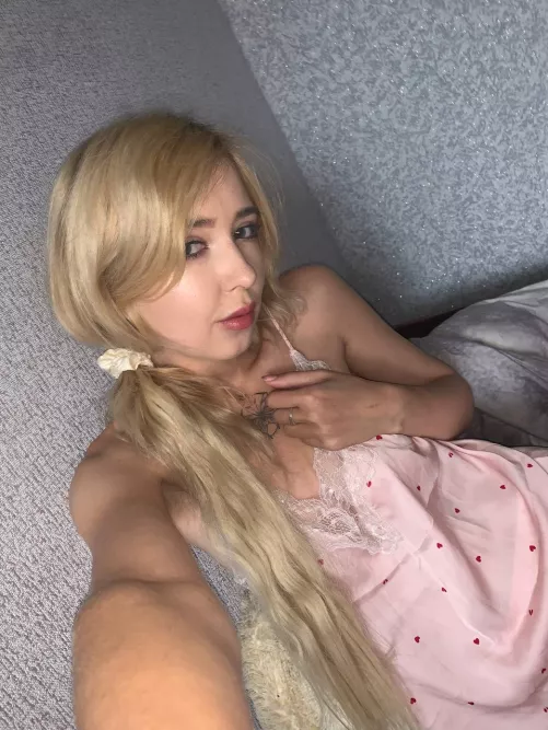 My hair is so long you can hide behind it