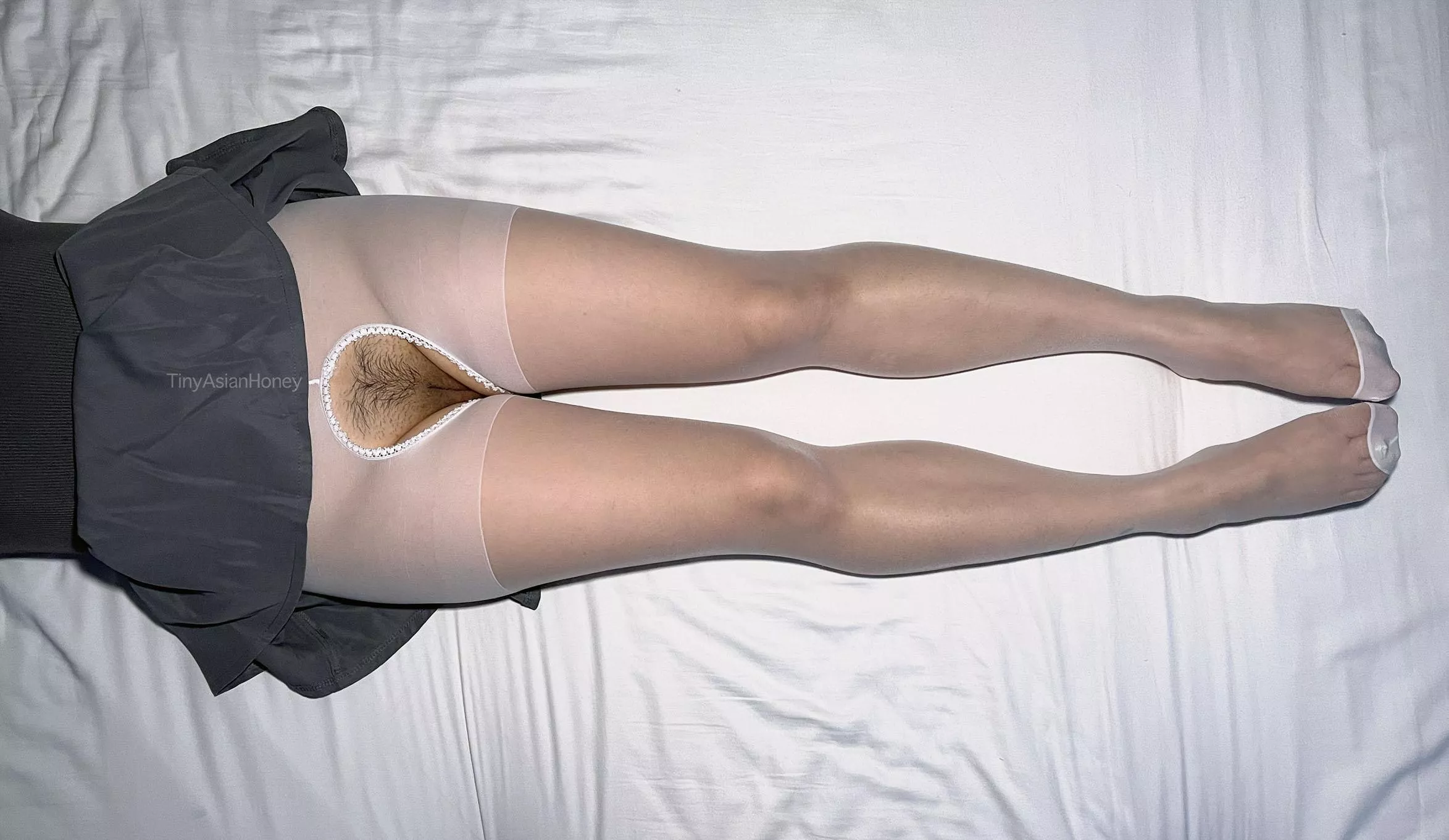 Pantyhose should always be worn like this 😈