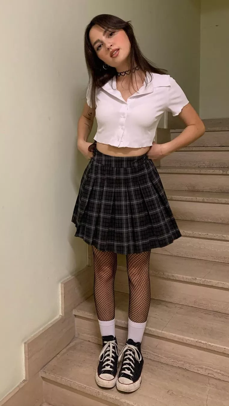 Schoolgirl iutr