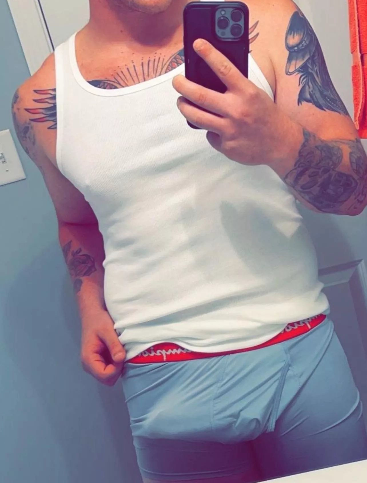 Tattoos and prints 👀