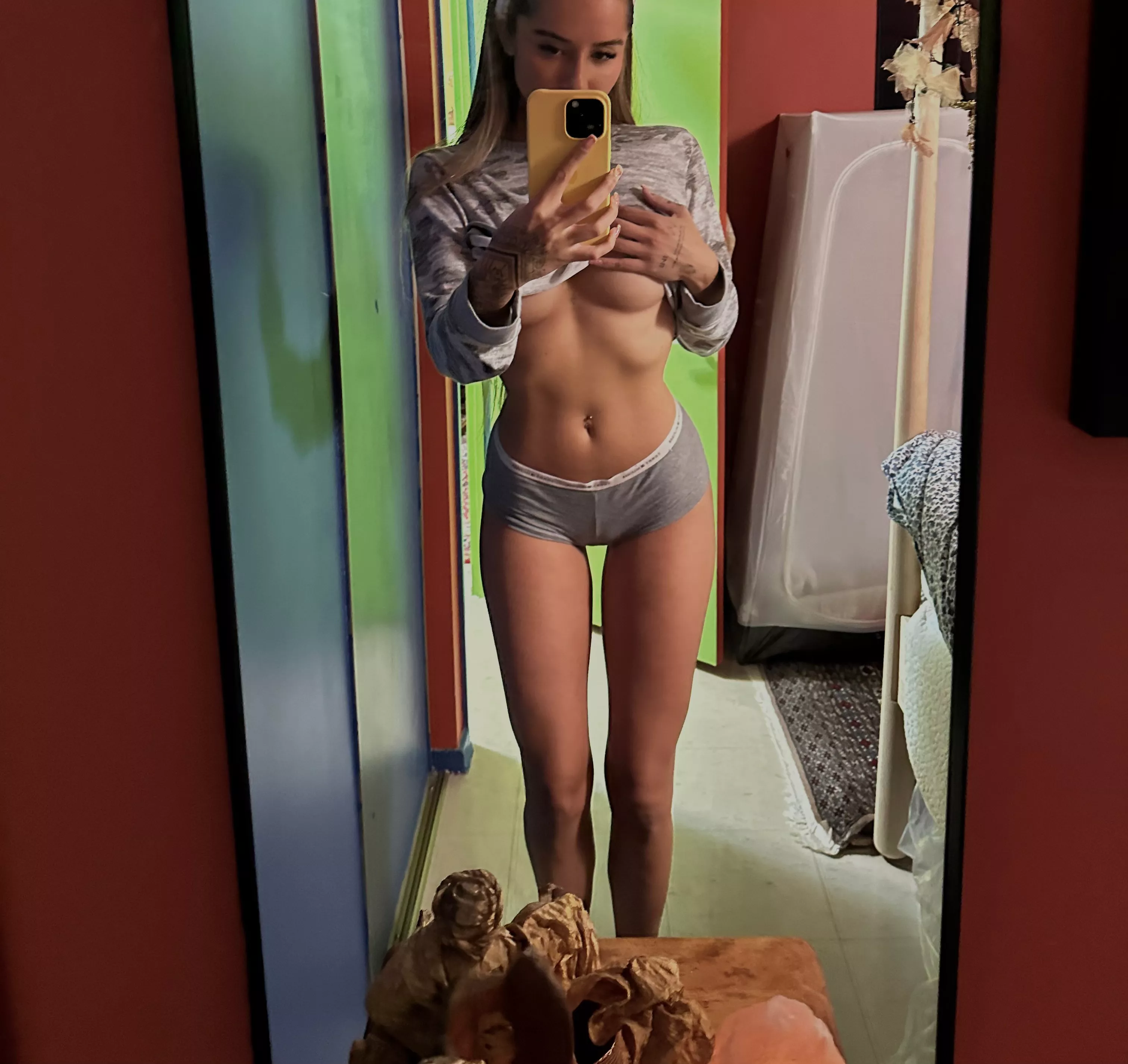 Would you want my nudes? y or n?