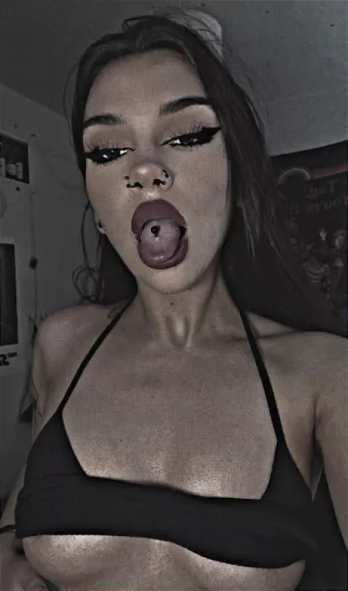 you have no choice, i'm your goth mommy now