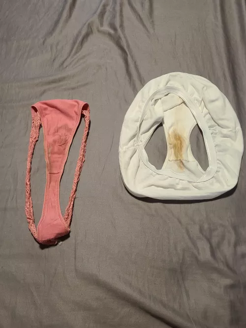 2 nice and dirty pairs of panties! Thong and granny style!