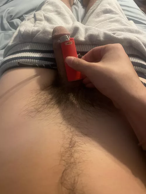 25 compare dicks with me, are you bigger?