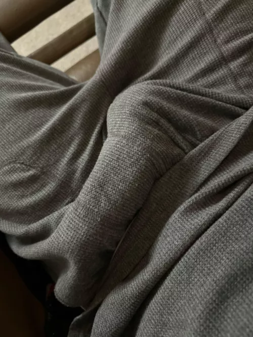 [35] Just a relaxing kinda day