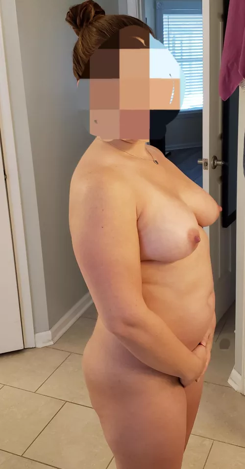 42 135lbs 5'1 mom