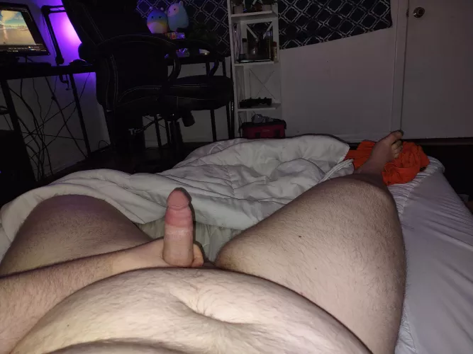 fat guy with a fat cock ;)