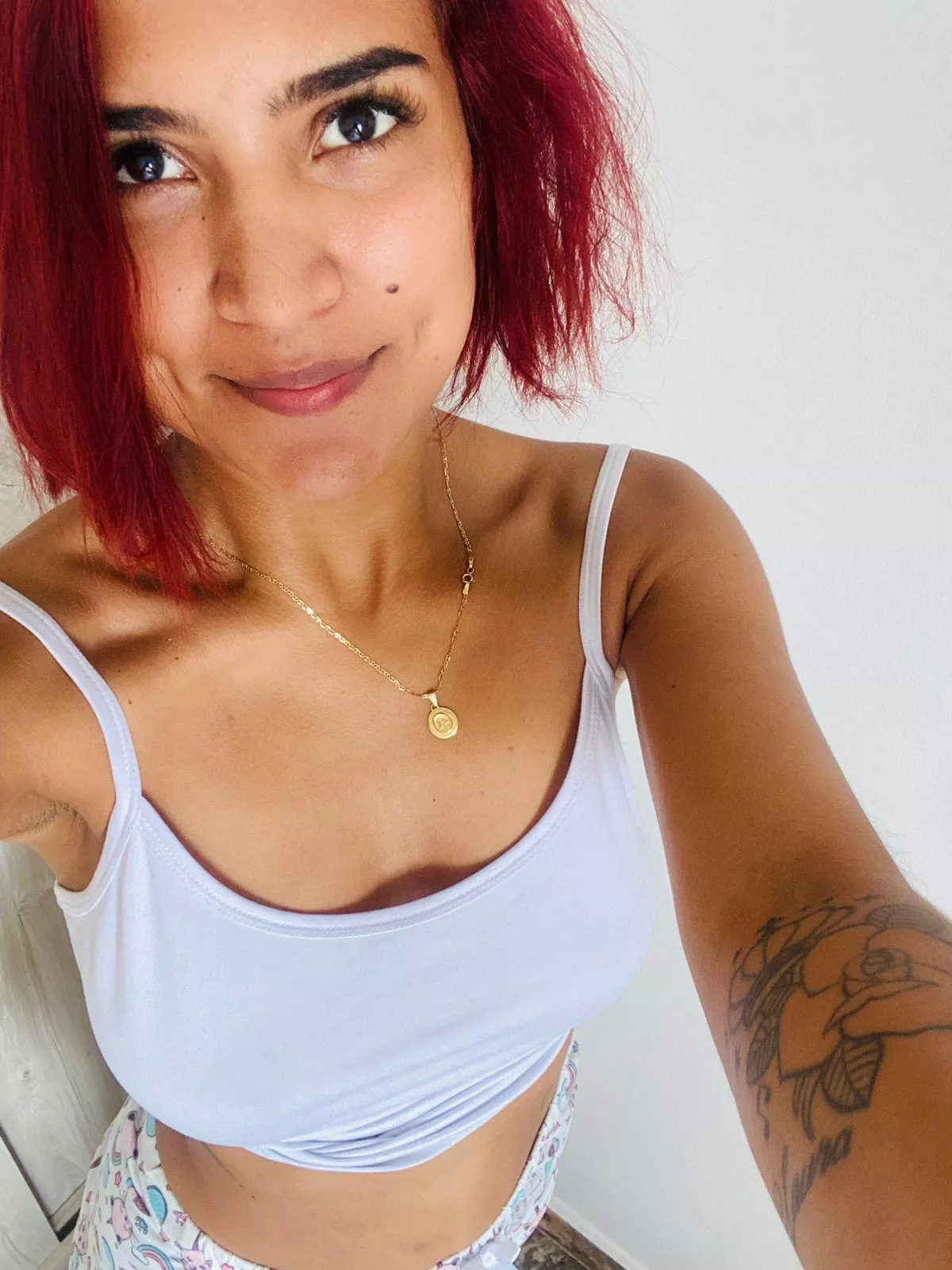 I hope you don't get scared of my morning messy hair [f]