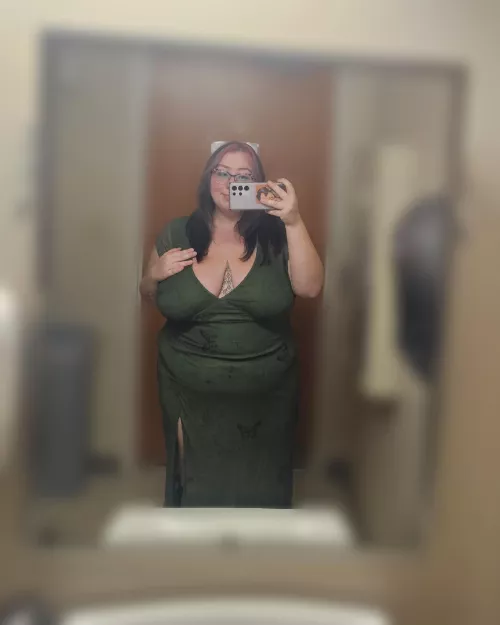 i love this dress, hope you've had a good day 🫶