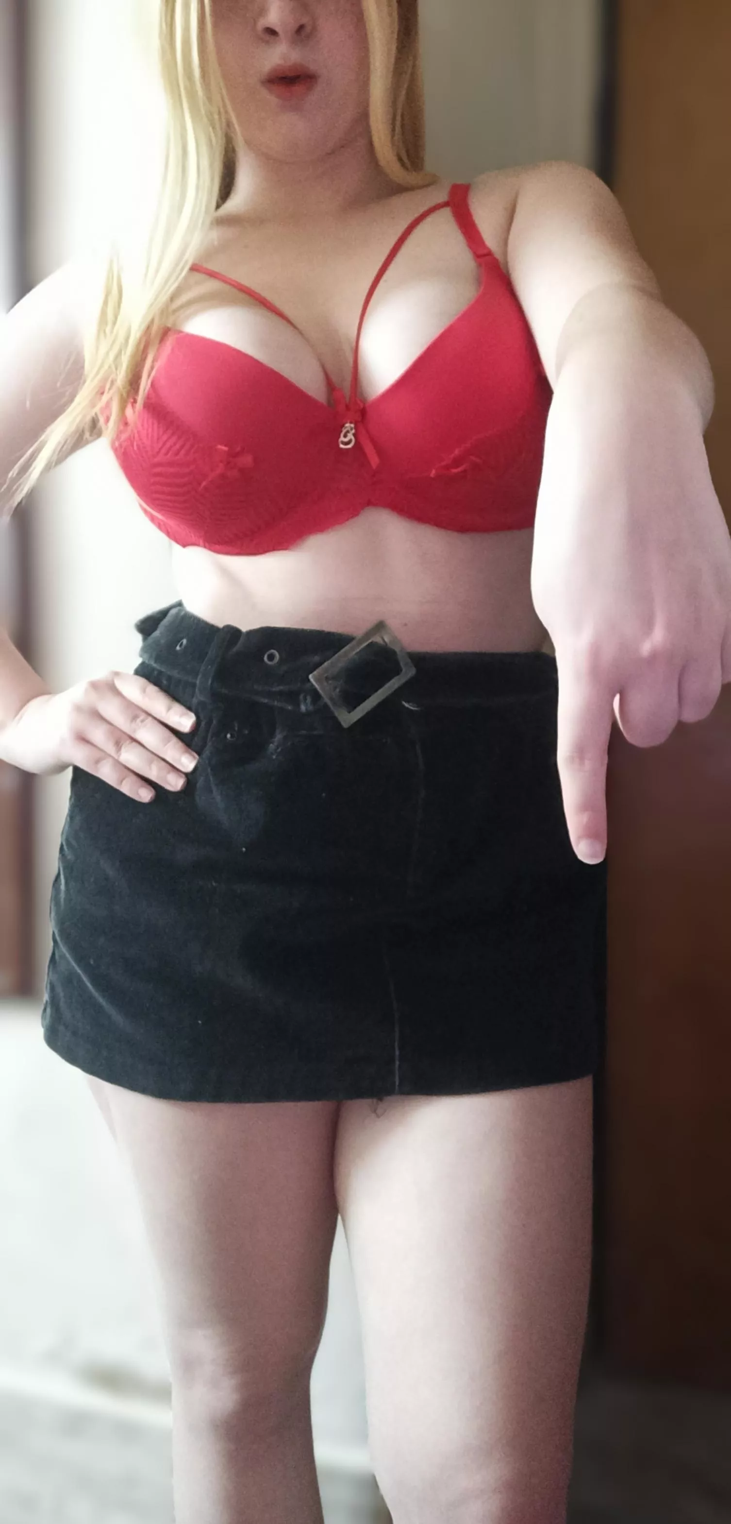 I want you down, pleasing me [sext] [vid] [pic] [Dom]