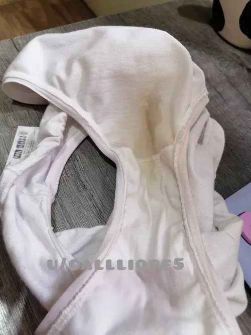 My 2 day old panties, you should smell 😏💦