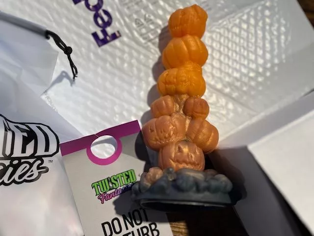 The first of my 3 Halloween toys has just arrived!