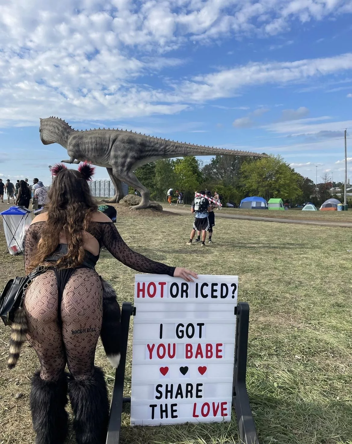 When a bikini barista goes to lost lands she has to get a pic with the coffee sign 😊😉