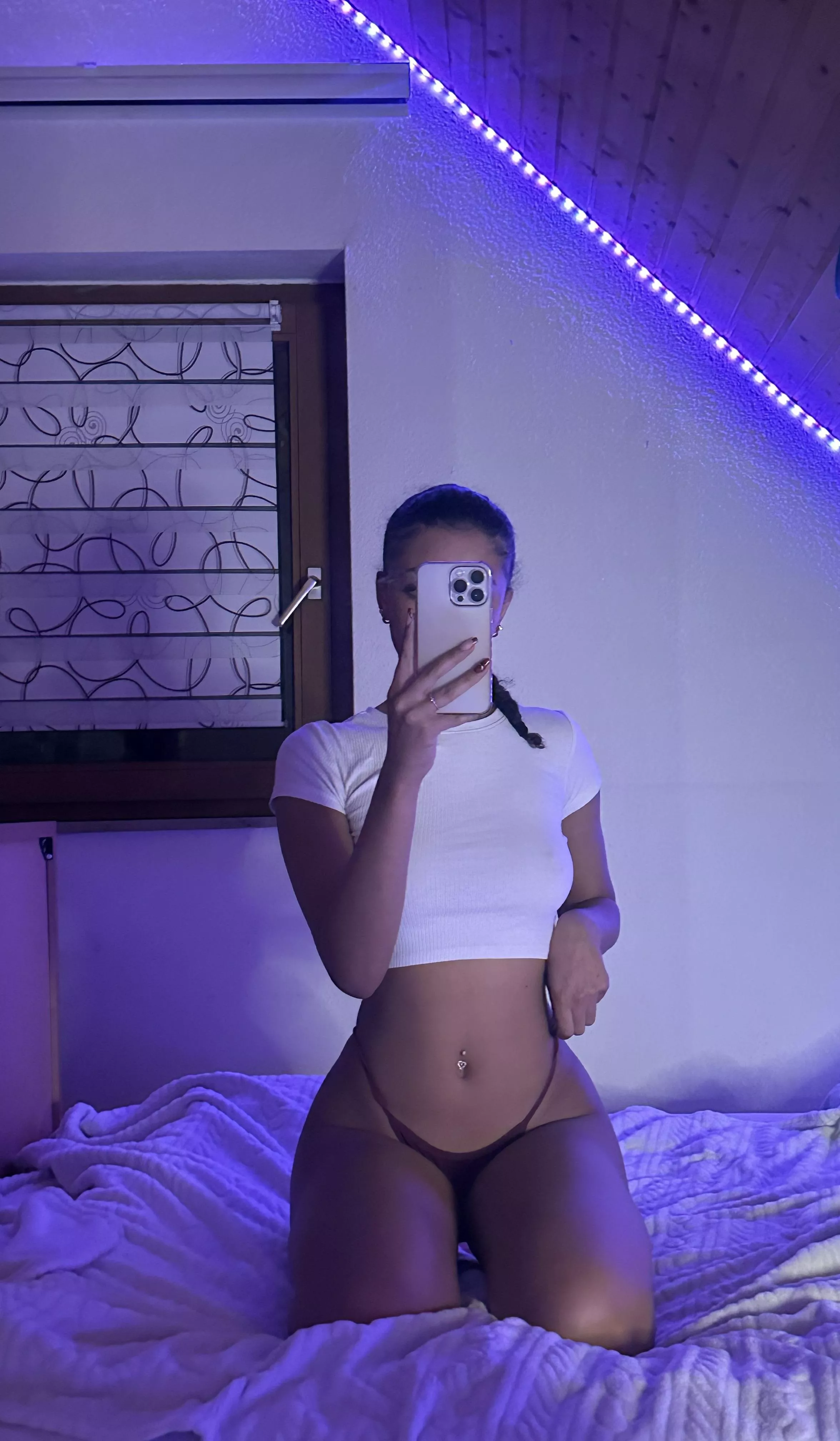 yummy tummy👑🥰 [IMG]