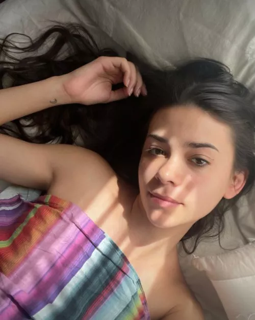 A teen that loves all bed activities!