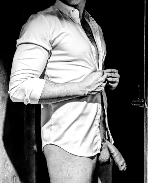 Come join me in the stall [30]