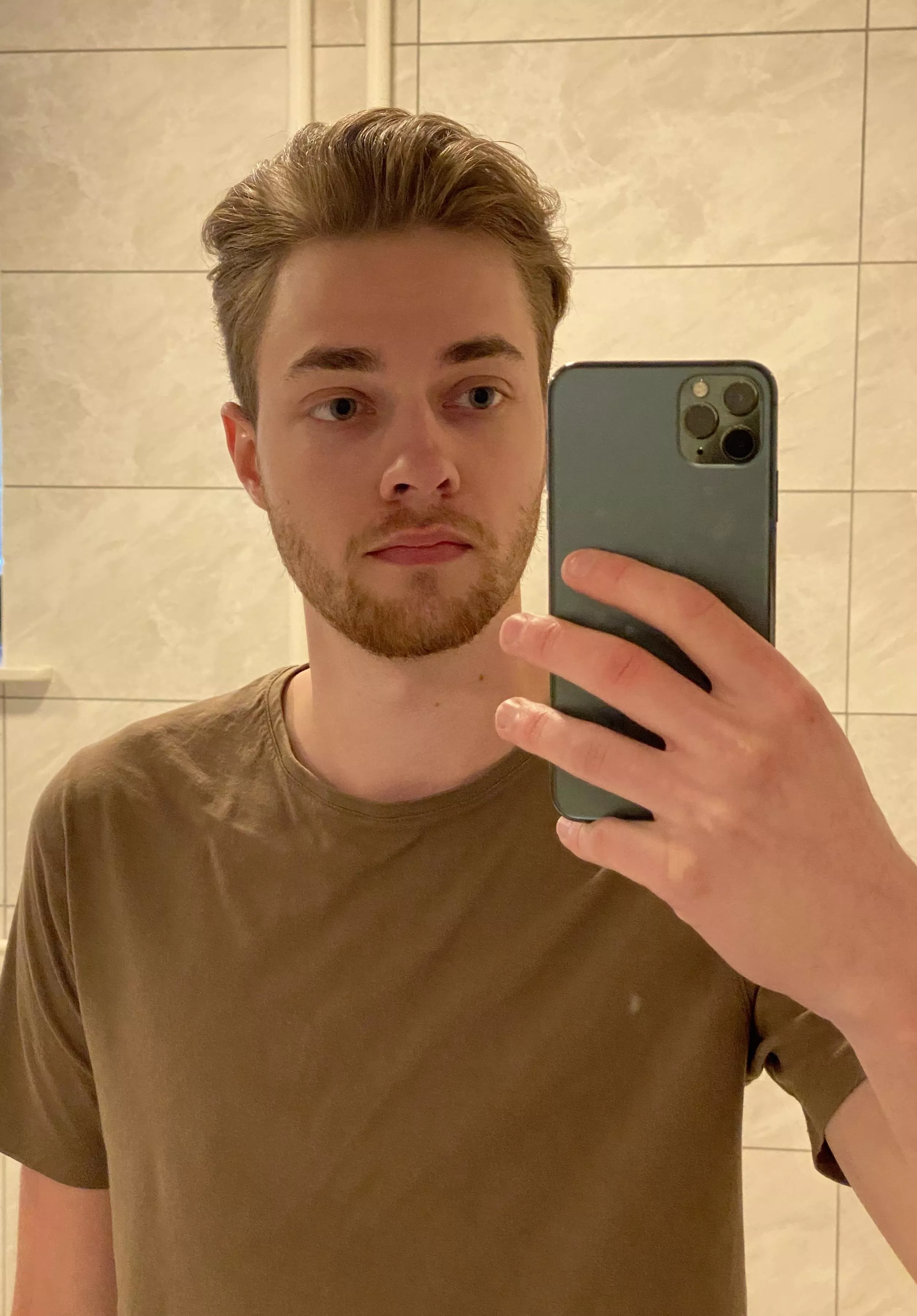 Did you know that Lana Del Rey has a song about iPhone 11?