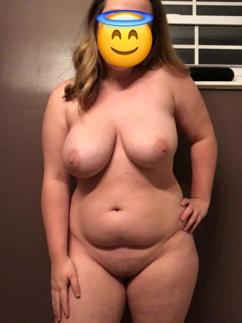 F 29, considering starting an OF. Tell me what you think (men only please)