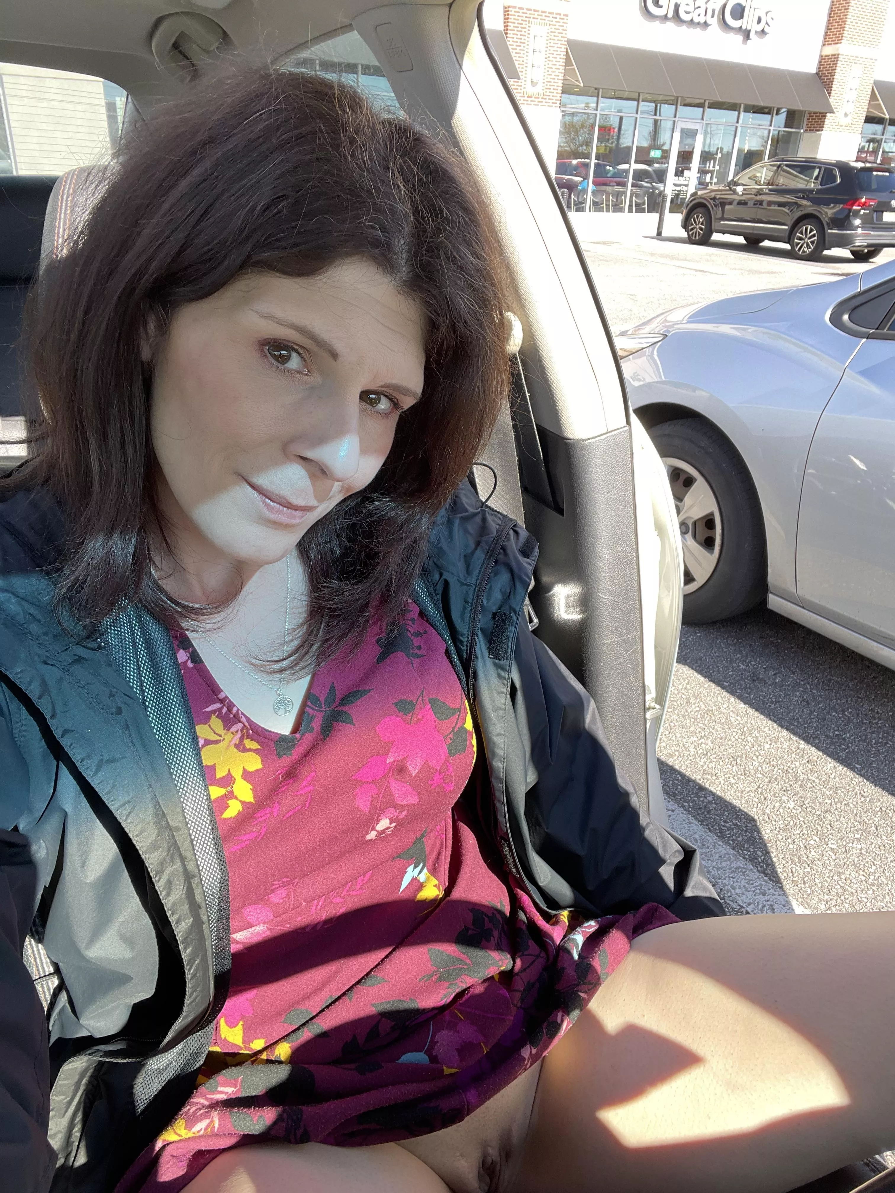 I shave every damn day…I don’t need a trim haha [41][F]