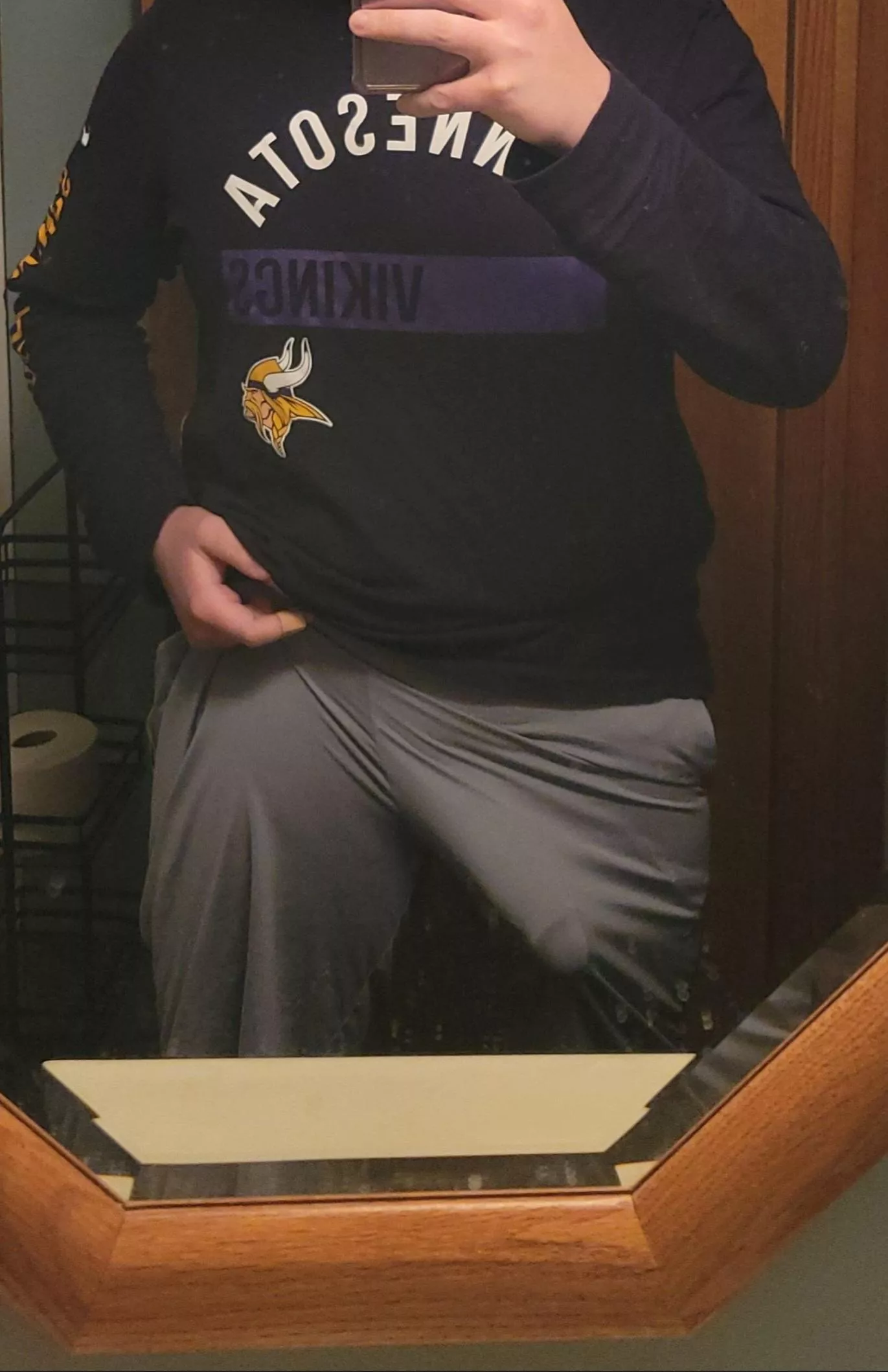 If you see me at the grocery store are you gonna stare? (21)