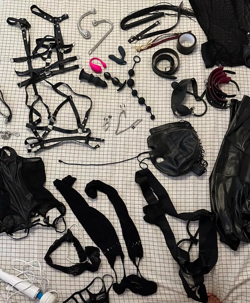 Preparation for the two day training of my slave [f]