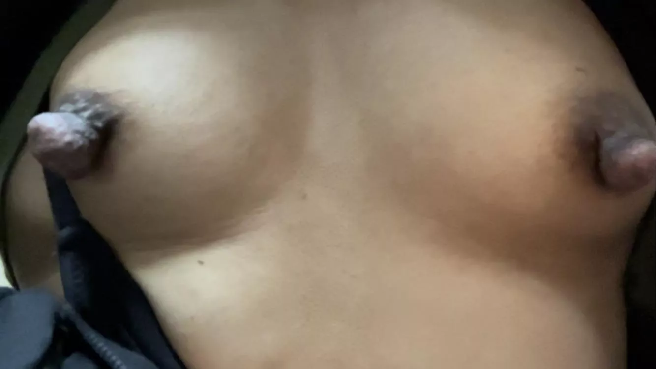 Small tits but big nipples 😜