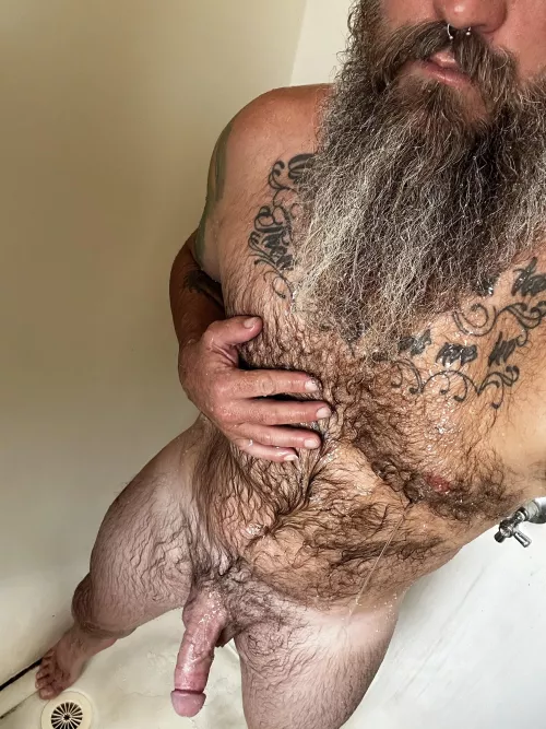 Washing the saltwater off after my morning in the waves 🌊 (45)