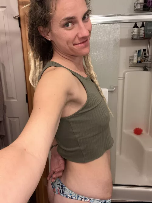 Who likes crop tops as much as I do?