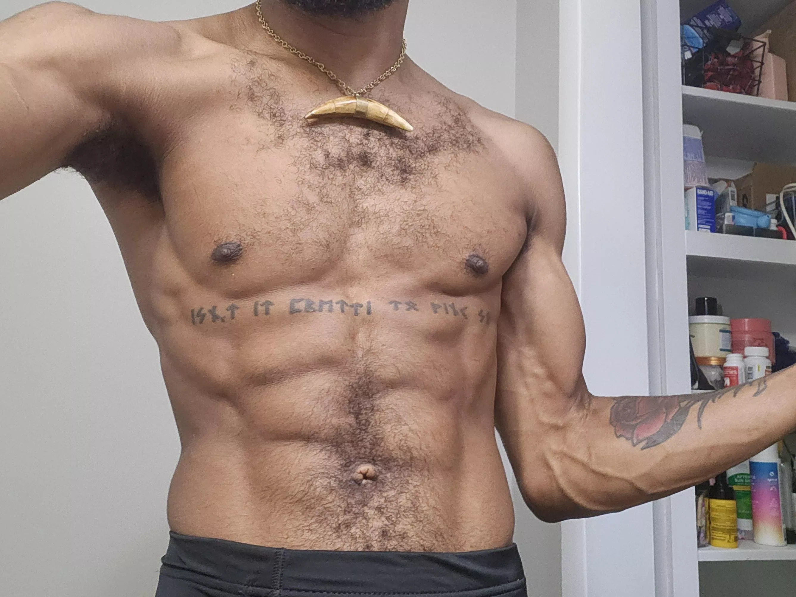 You know what they say about skinny dudes 😈