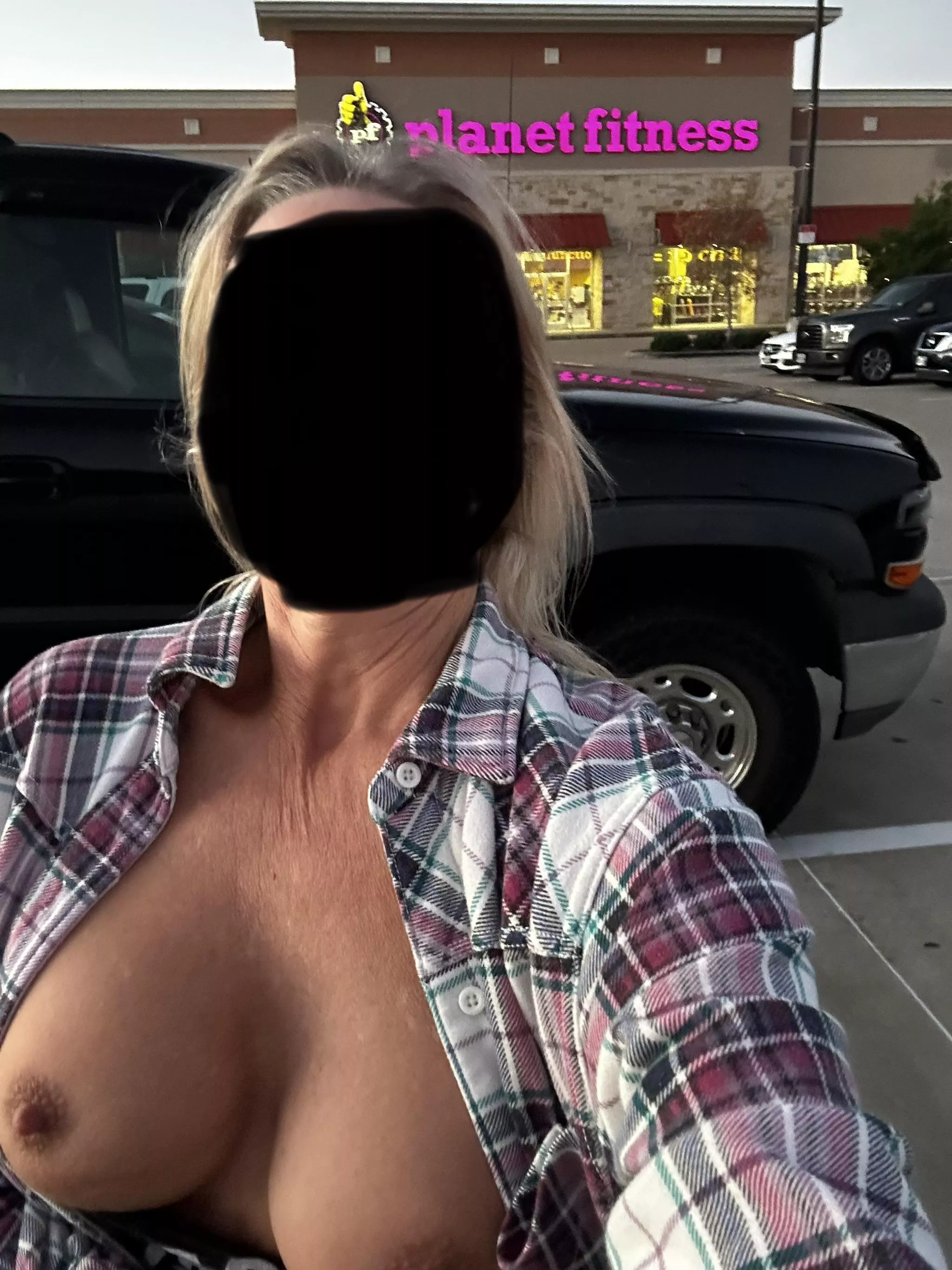 (F61) How many 60 year olds would flash in front of their gym?