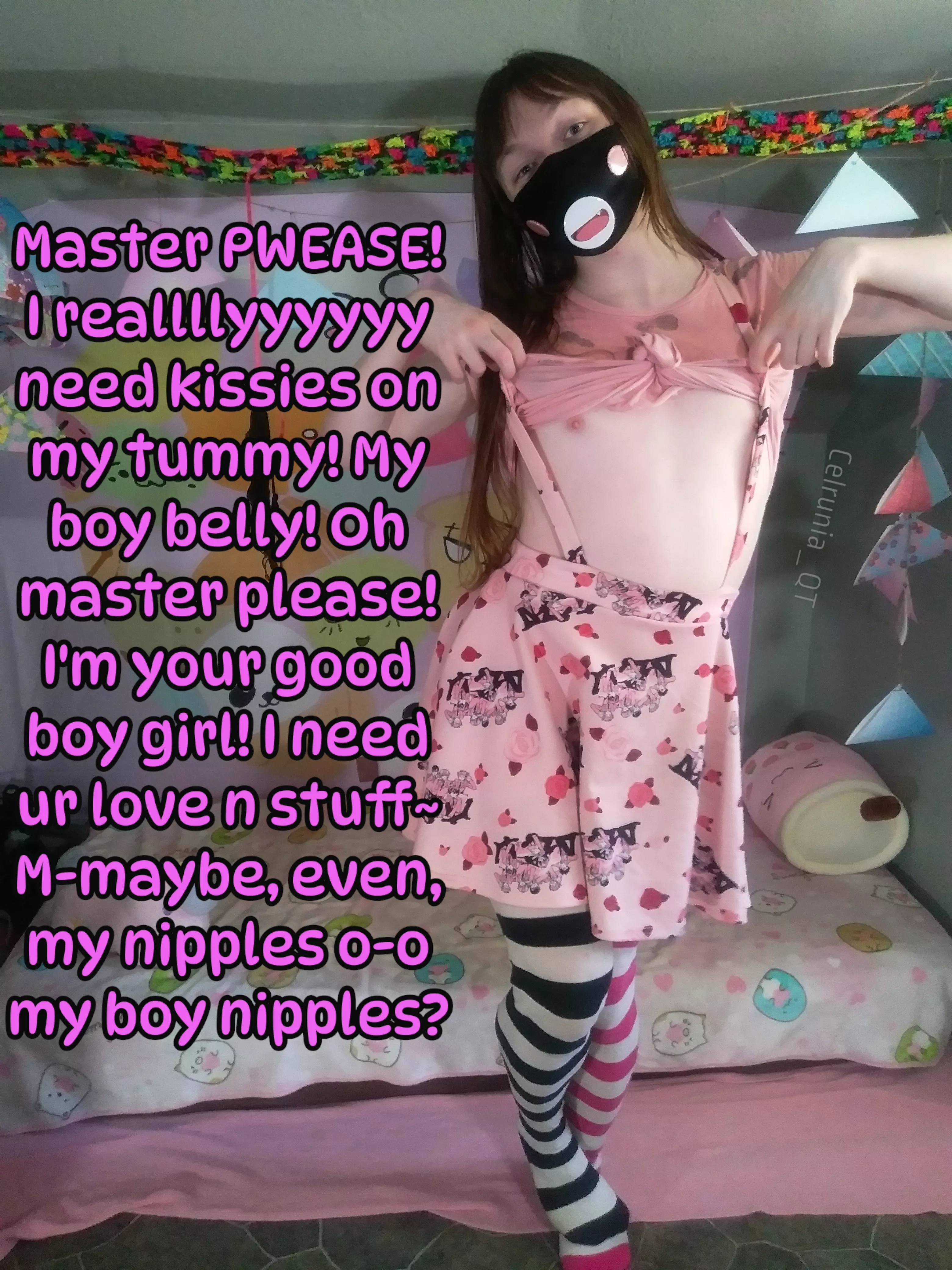Femboy needs master's kissies~